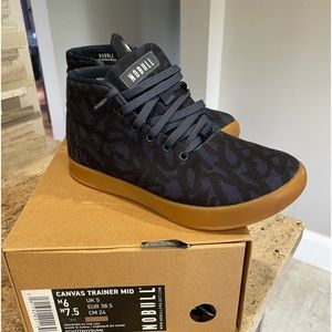 Nobull Tia Toomey Mid canvas trainer